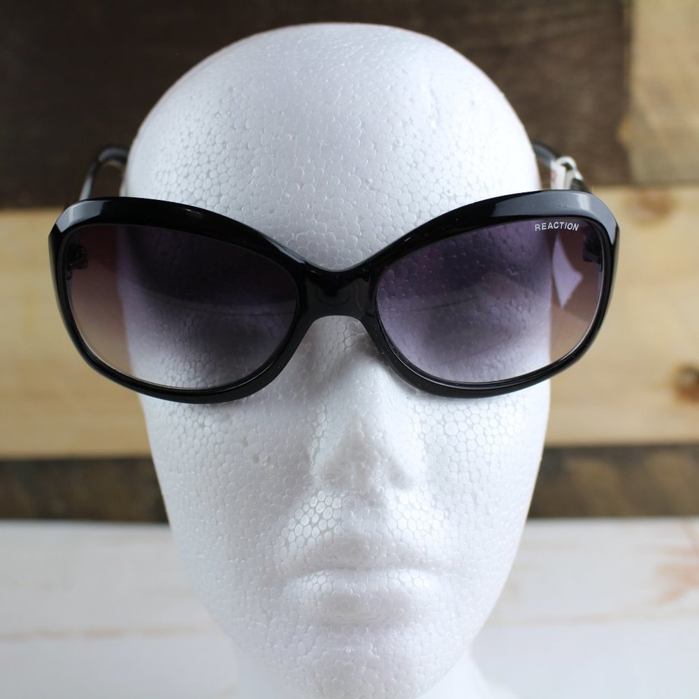 Kenneth Cole Reaction Sunglasses. NWT.